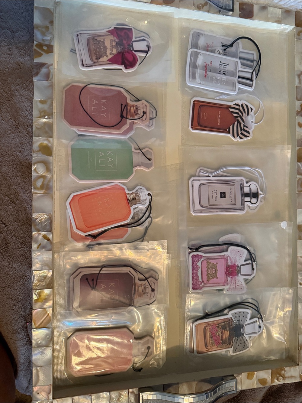 12 Hanging air fresheners. Many choices - Picture 2 of 8